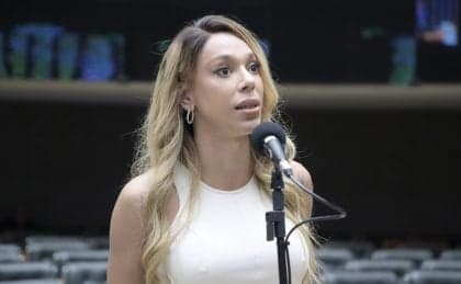 Erika Hilton pede investigação sobre apostas em transmissões esportivas