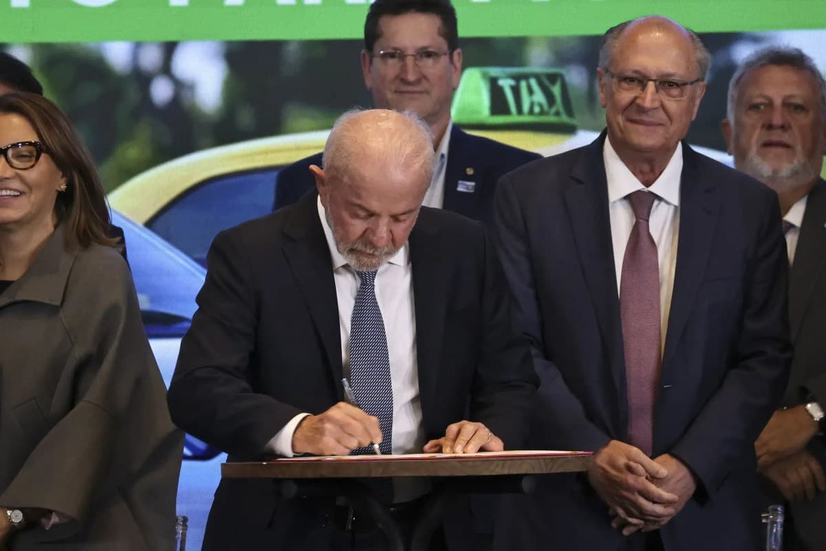 Lula libera R$ 198,9 bilhões em ano eleitoral e pressiona regras fiscais