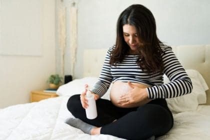 Mudanças na pele durante a gravidez: o que esperar em cada trimestre