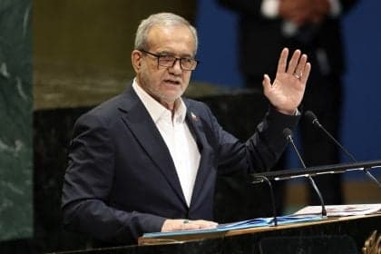 Irã reafirma que programa de mísseis é inegociável