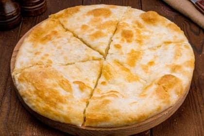 Pão de queijo de frigideira: sabor rápido e sem complicação