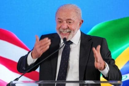 Aprovação de Lula apresenta leve melhora, segundo pesquisa