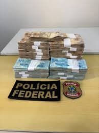 Polícia Federal Prende Mais de R$ 300 Mil em Operação de Lavagem de Dinheiro