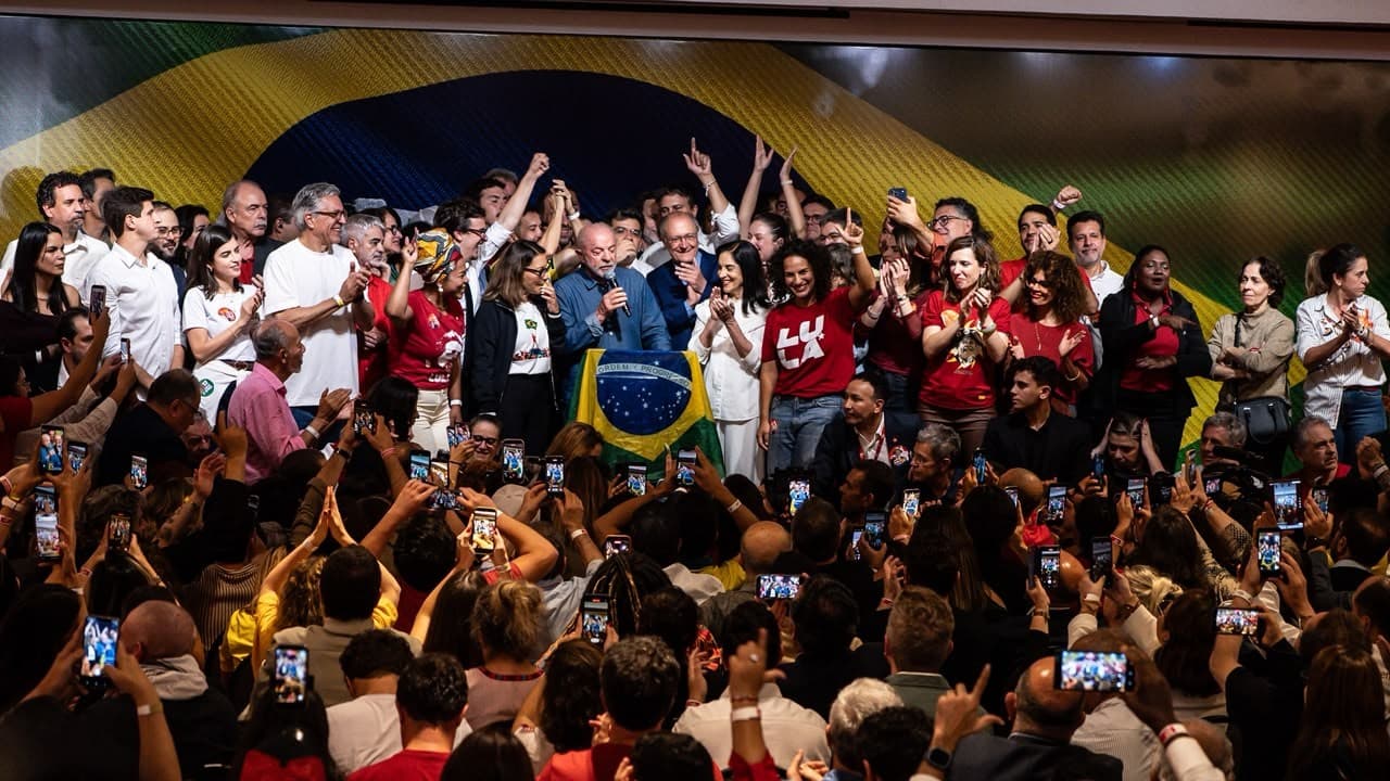 Lula é apoiado por líderes nordestinos em discurso de vitória