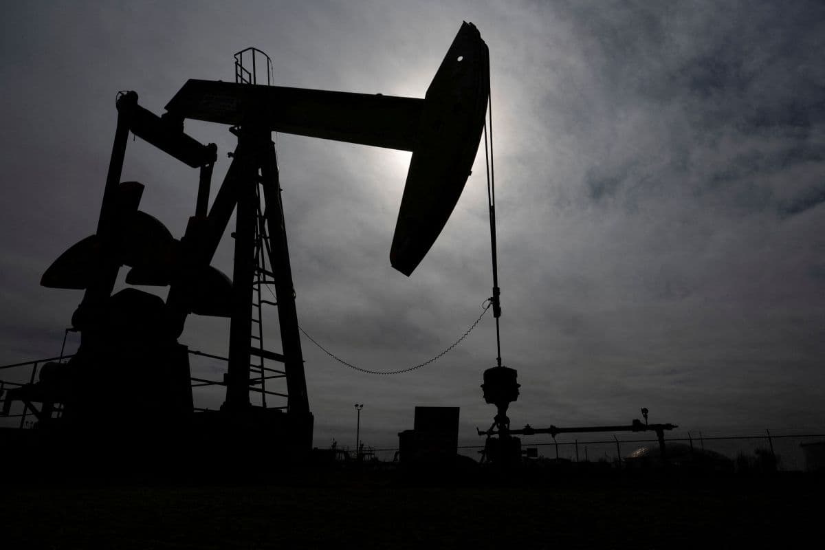 Petróleo cai para menor preço em dois meses após recuo de Trump