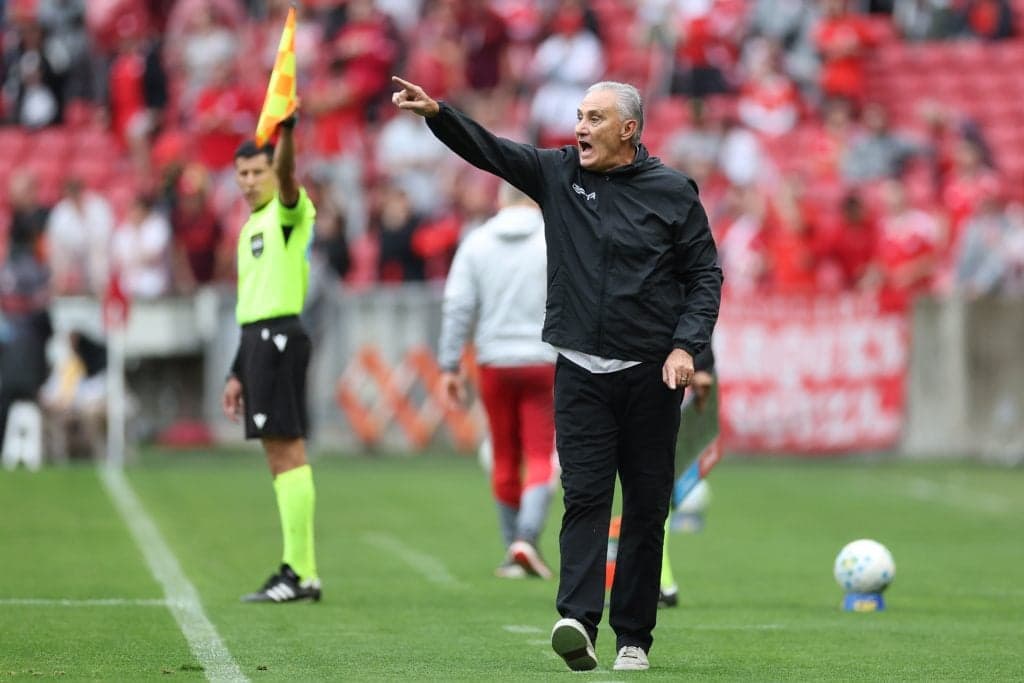 Botafogo é derrotado pelo Internacional com Tite destacando atuação aquém do esperado