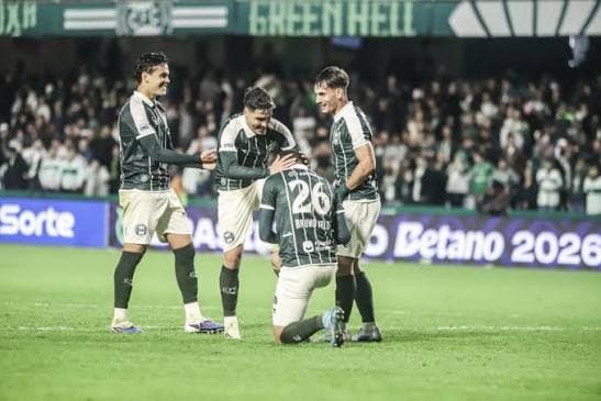 Coritiba ganha confiança: Coritiba mantém reação no Brasileirão e mira salto na tabela