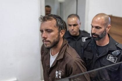 Thiago Ávila e Saif Abu Keshek são libertados após deportação de Israel