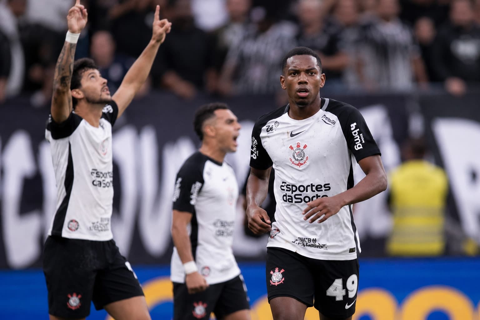 Corinthians viaja a La Plata para duelar com Estudiantes nas quartas da Libertadores