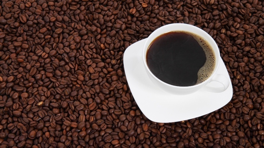 Impactos sazonais nas curvas de preço futuro do café