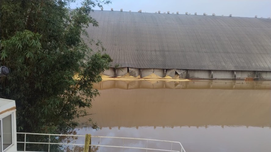 Como retirar grãos de um silo inundado sem comprometer a saúde e segurança